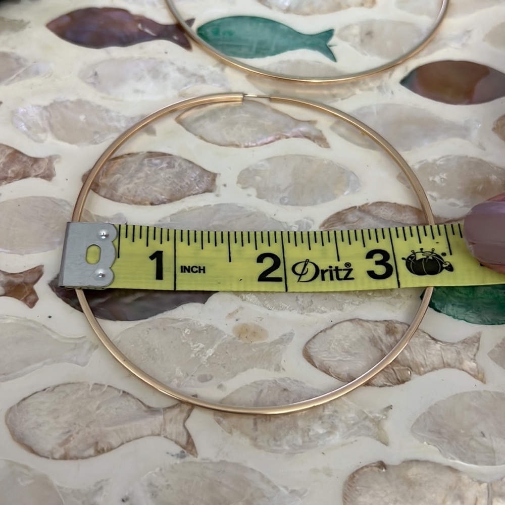 Gold hoops - Picture 4 of 6